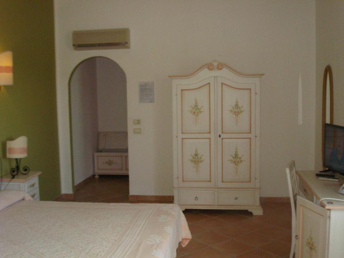 Hotel Valkarana Country Relais (Adults Only) Sant'Antonio di Gallura Exteriér fotografie